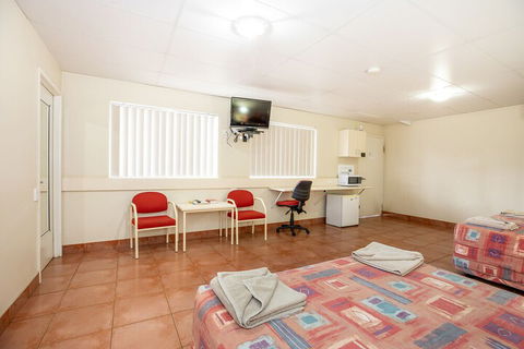 Leichhardt Hotel Motel - Accommodation Asia 7