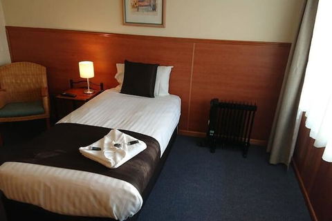 Mt Lyell Motor Inn - Accommodation Asia 7