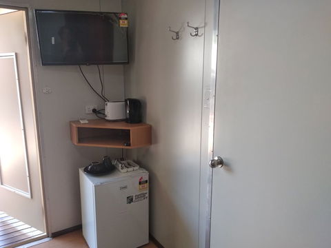 Mud Crab Motel - Accommodation Guide 5