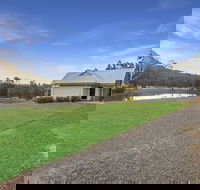Brokenback Views Country Estate - Accommodation Asia