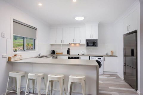 Albury Yalandra Apartment 1 - Accommodation Guide 5