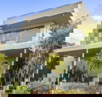 Grossard Point The Lighthouse Ventnor - Accommodation Asia