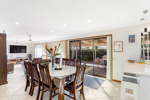 Campbell Avenue 28 - Accommodation Asia 3
