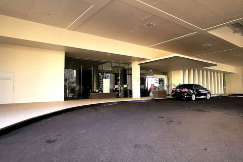 L7 Surfers Paradise Apartment - Accommodation Guide 3