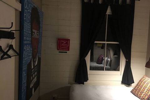 Pop Artist's Concept Store On Darling St - Accommodation Guide 7