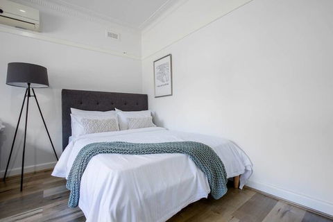 88 Peaceful Blackburn House - Accommodation Asia 5