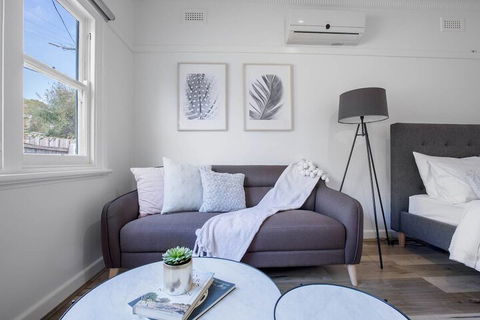 88 Peaceful Blackburn House - Accommodation Asia 2