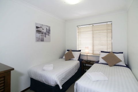 Scarborough Beach Front Resort - Shell 10 - Accommodation Guide 3