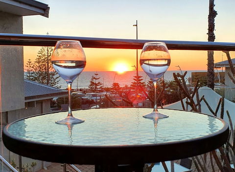 Scarborough Beach Front Resort - Shell 10 - Accommodation Guide 0
