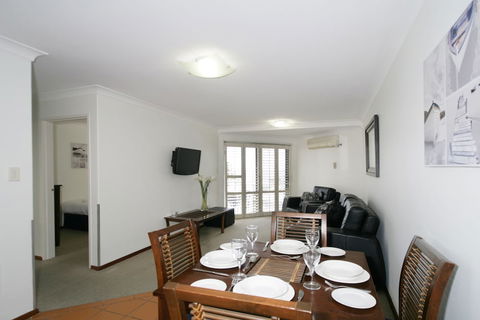 Scarborough Beach Front Resort - Shell 10 - Accommodation Guide 5