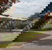 Pine Country Caravan Park - Accommodation Asia