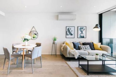 21 Docklands - Accommodation China 0