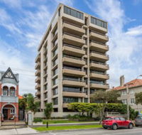 Exquisite 2 Bedroom Beach City Views - Accommodation Guide