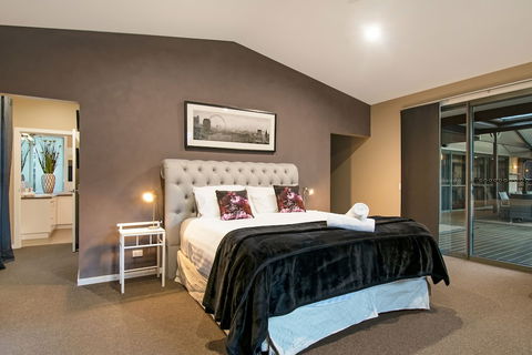 A PERFECT STAY - Lennox Unique Coastal Retreat - Accommodation Asia 1