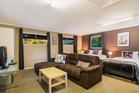 A PERFECT STAY - Lennox Unique Coastal Retreat - Accommodation Asia 6