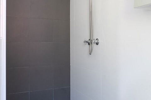 Lotus Stay Manly - Apartment 631 - Accommodation Guide 7