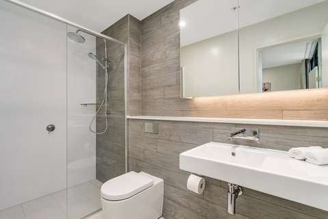 Beau Monde Apartments Newcastle - Verve Apartments - Accommodation Guide 5