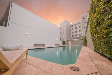Absolute Riverfront One Bedroom Apartment - Accommodation Asia 3