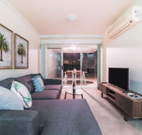 Absolute Riverfront One Bedroom Apartment - Accommodation Asia