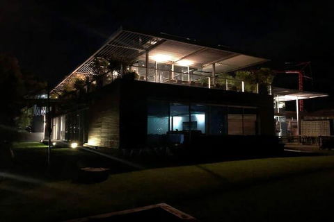 Two Bedroom Gem Short Drive To MONA - Accommodation Guide 2