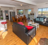 Carrickalinga Seahaven Coastal Escape 4brm 29 Riverview Drive - Accommodation Asia