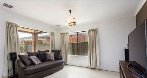 Pampas Grass Homestay - Accommodation Asia 2