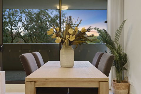 HomeHotel Spacious Luxury Apt Next To Shopping - Accommodation Guide 5