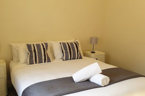 Old World Charm On Shannon - Accommodation Guide 5