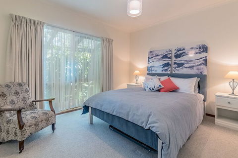 Billabong Wifi & Netflix - Accommodation Guide 1