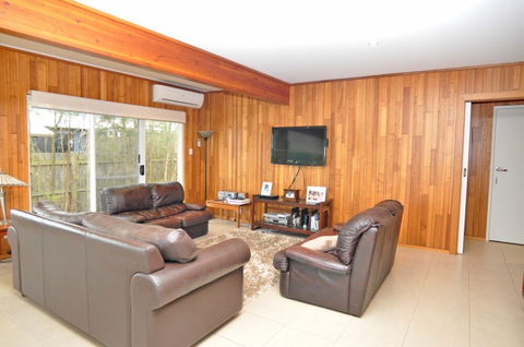 Welcome Break PET Friendly - Accommodation Guide 3