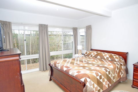Welcome Break PET Friendly - Accommodation Guide 2