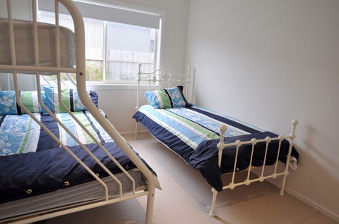 THE Haven Surf Side - Accommodation Guide 2
