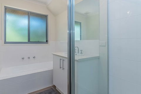 Salt Water Secret Surf Side - Accommodation Asia 6