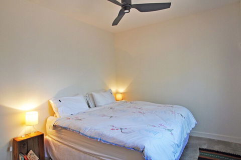 Armstrongs Close TO Beach - Accommodation Guide 7