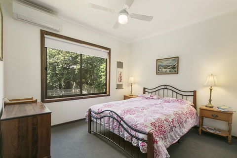 Veronica Lodge Free Wifi - Accommodation Asia 0