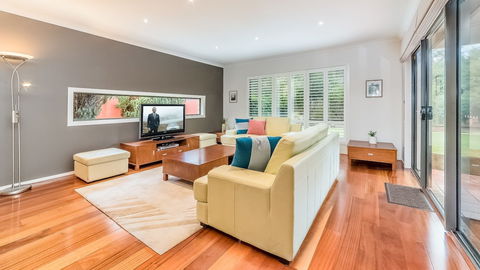 Oceans 11 Surfside Wifi & Foxtel PET Friendly - Accommodation Guide 6