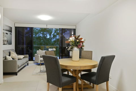 HomeHotel Luxurious Next To Shopping - Accommodation Guide 4