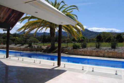 Colorado Beauty Nestled In The Heart Of Bonville - Accommodation Asia 0