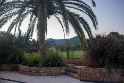 Colorado Beauty Nestled In The Heart Of Bonville - Accommodation Asia 4