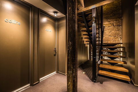 Waterman's Hotel - Accommodation Asia 4