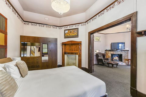 Wyatt Guest House - Accommodation Asia 6
