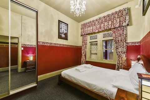 Wyatt Guest House - Accommodation Asia 4