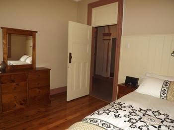 Rosalea Guesthouse - Accommodation Asia 0