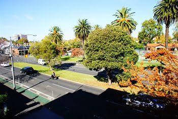 East Melbourne VIC Accommodation Guide