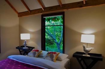 Acorn & Chestnut Hepburn Springs - Accommodation Asia 3