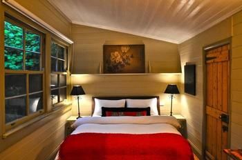 Acorn & Chestnut Hepburn Springs - Accommodation Asia 1