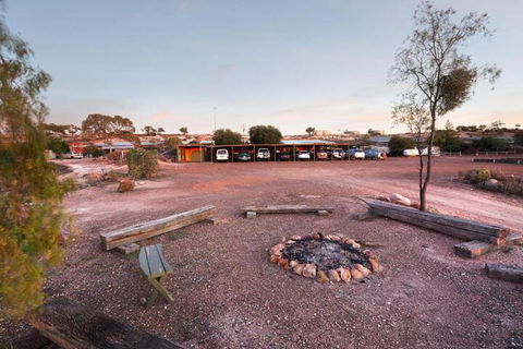 White Cliffs Underground Motel - Accommodation Asia 7