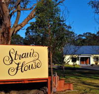 Straw House Farm B  B - Accommodation Asia