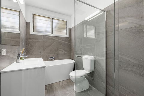 Lilydale 3 Bedroom House Pet Friendly - Accommodation Asia 4