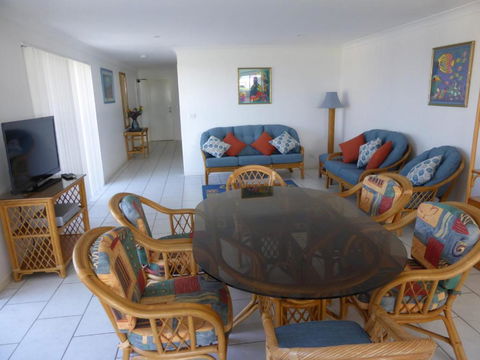 Hi Surf Unit 4 92 Head St. Forster - Accommodation Guide 6